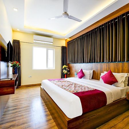 ניו דלהי Rosewood Suites A Family Hotel Near Delhi Airport מראה חיצוני תמונה